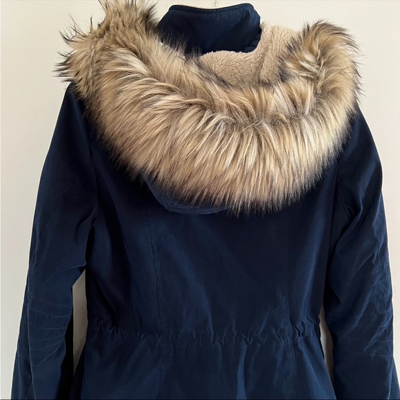 Women’s Nautica Navy Winter Puffer Jacket - Picture 6 of 10